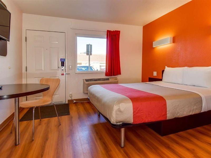 Motel 6-Riverside, Ca - South Eksteriør bilde